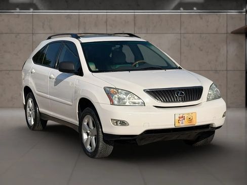 Used 2005 Lexus RX 330 FWD image 2
