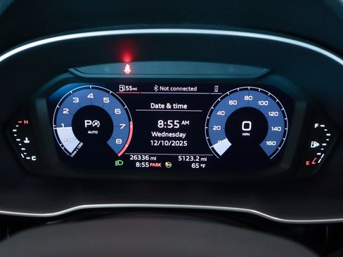 Used 2023 Audi Q3 2.0T Premium w/ Convenience Package image 19