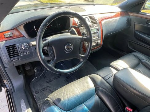 Used 2006 Cadillac DTS image 24