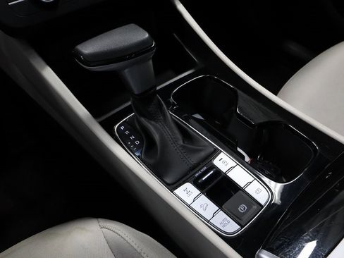 Certified 2025 Hyundai Tucson SE image 33