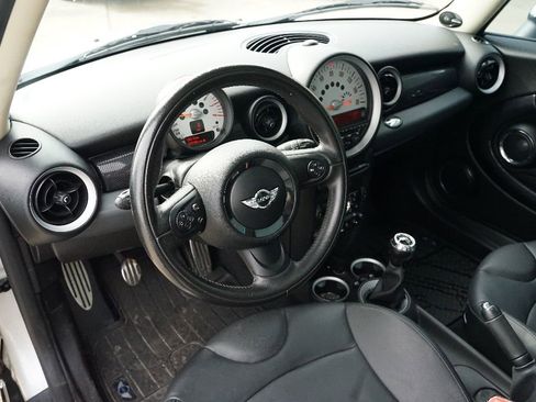 Used 2011 MINI Cooper S image 10