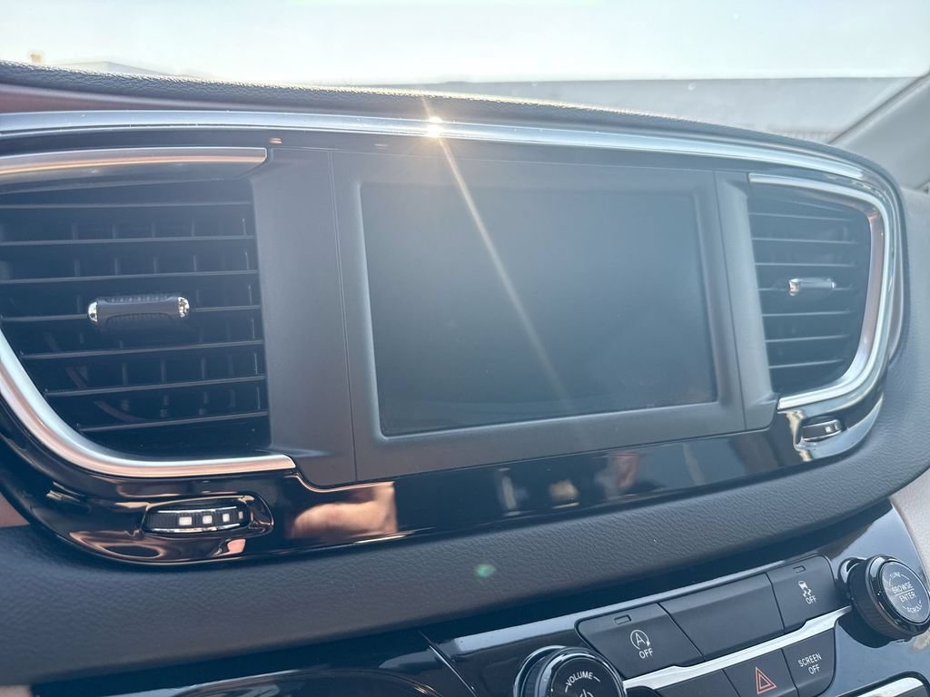 Used 2023 Chrysler Voyager LX FWD image 18
