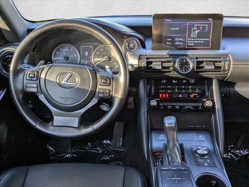 Certified 2024 Lexus IS 300 F Sport image 18