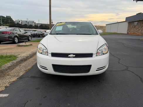 Used 2007 Chevrolet Impala LS FWD image 2