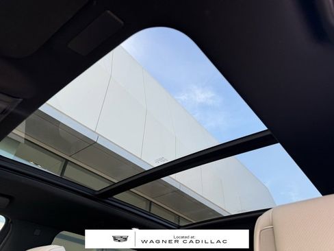 Used 2025 Cadillac Escalade Sport w/ LPO, ONYX Package image 26