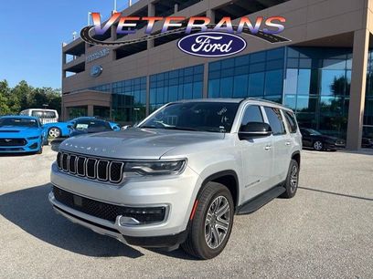 Used 2024 Jeep Wagoneer Series II w/ Flexible Seating Group