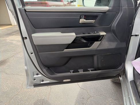 Used 2024 Toyota Tundra Limited image 13