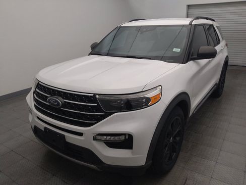 Used 2020 Ford Explorer XLT w/ Equipment Group 202A RWD image 15