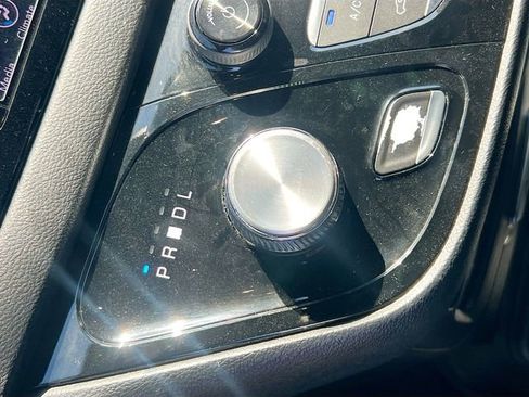 Used 2019 Chrysler Pacifica Touring-L Plus w/ S Appearance Package image 23