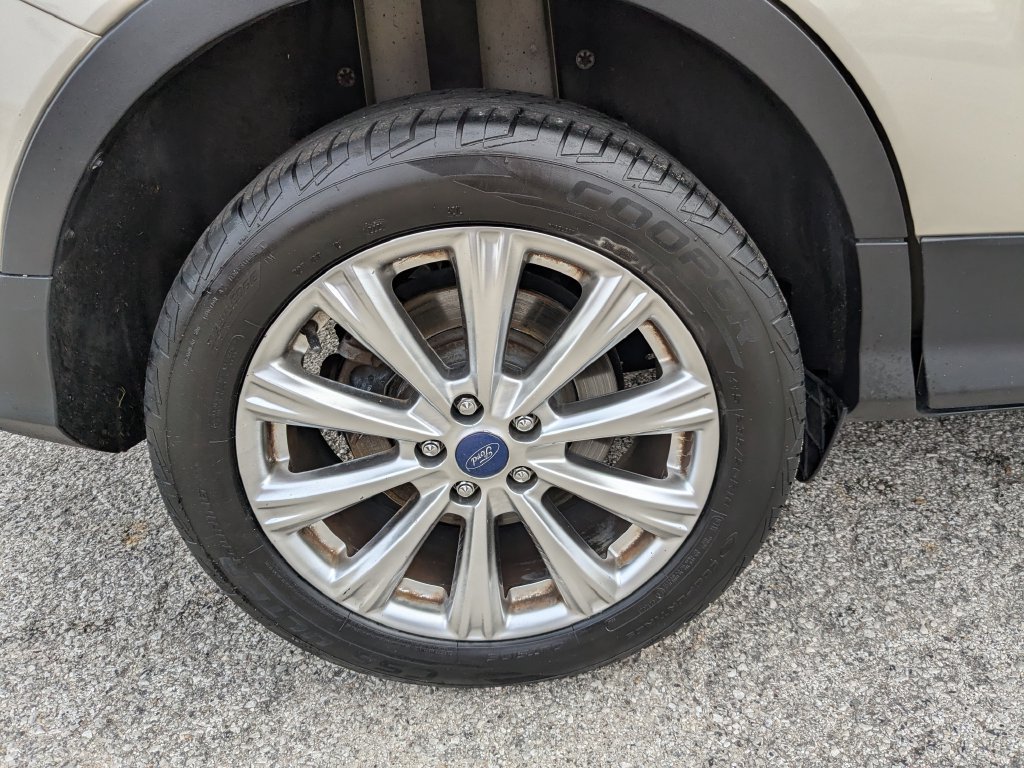 Used 2017 Ford Escape Titanium AWD/4WD image 18