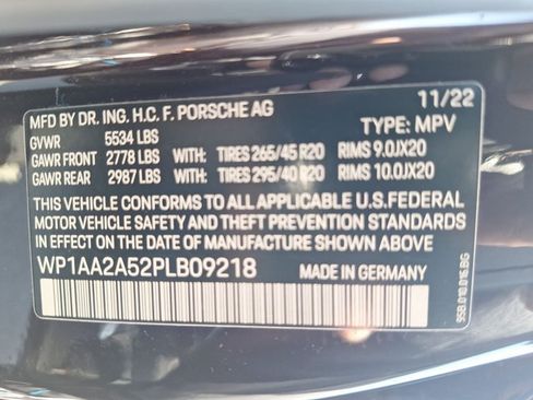 Used 2023 Porsche Macan AWD/4WD image 19