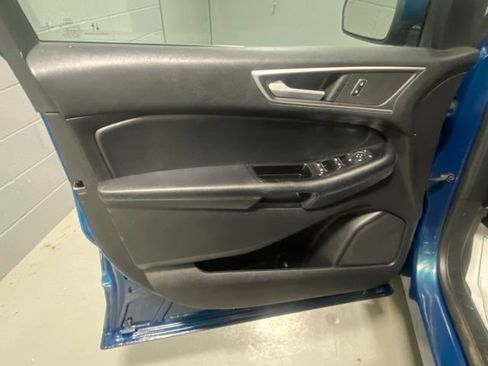 Used 2020 Ford Edge SEL w/ Cold Weather Package AWD/4WD image 7