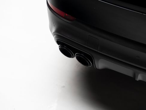 Used 2023 Porsche Cayenne S image 31