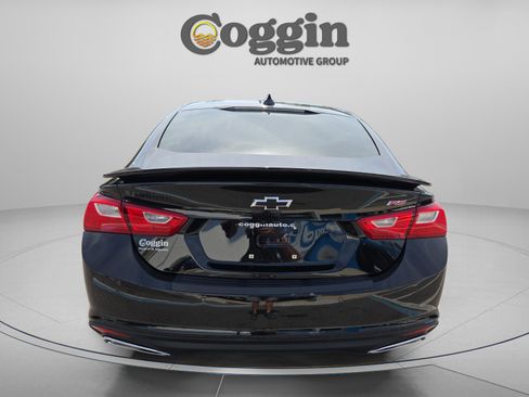 Used 2025 Chevrolet Malibu RS FWD image 4