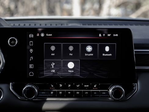 New 2026 GMC Canyon Elevation w/ Convenience Package image 36