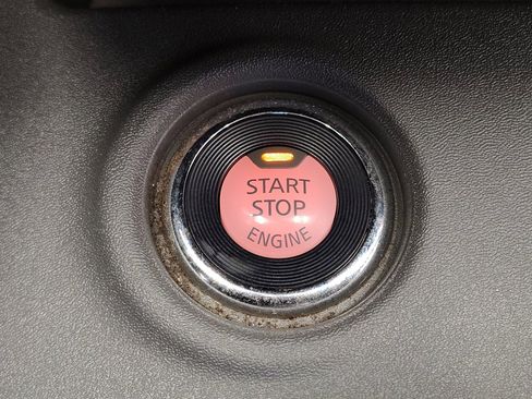 Used 2020 Nissan Frontier SV RWD image 30