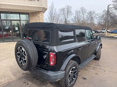 Used 2021 Ford Bronco Outer Banks image 3