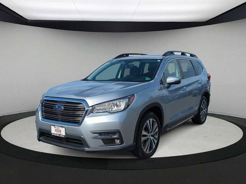 Used 2022 Subaru Ascent Limited w/ Technology Package image 4