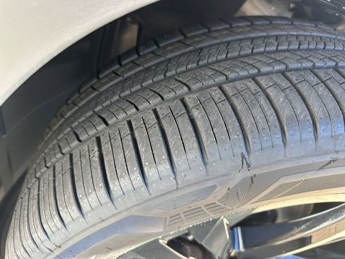 New 2026 Volkswagen Atlas Cross Sport SEL R-Line image 28