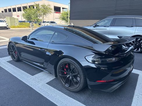 Certified 2022 Porsche 718 Cayman GT4 image 3
