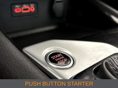 Used 2024 Nissan Altima 2.5 SV AWD/4WD image 5