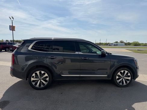Used 2020 Kia Telluride S image 4