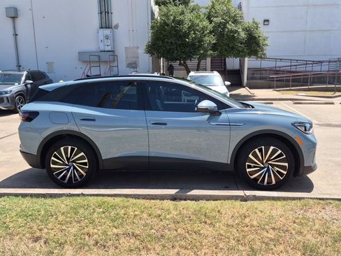 Used 2024 Volkswagen ID.4 S RWD image 4