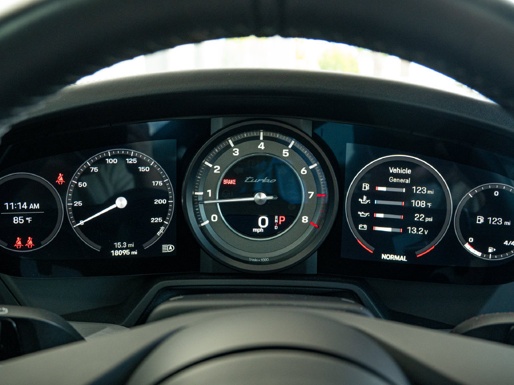 Certified 2022 Porsche 911 Turbo AWD/4WD image 7