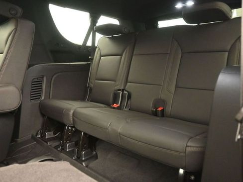 New 2025 Chevrolet Suburban High Country image 11