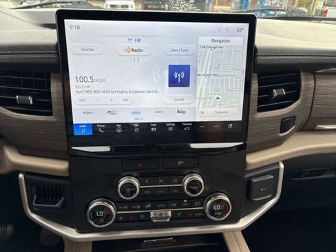 Used 2023 Ford Expedition Max Limited image 14