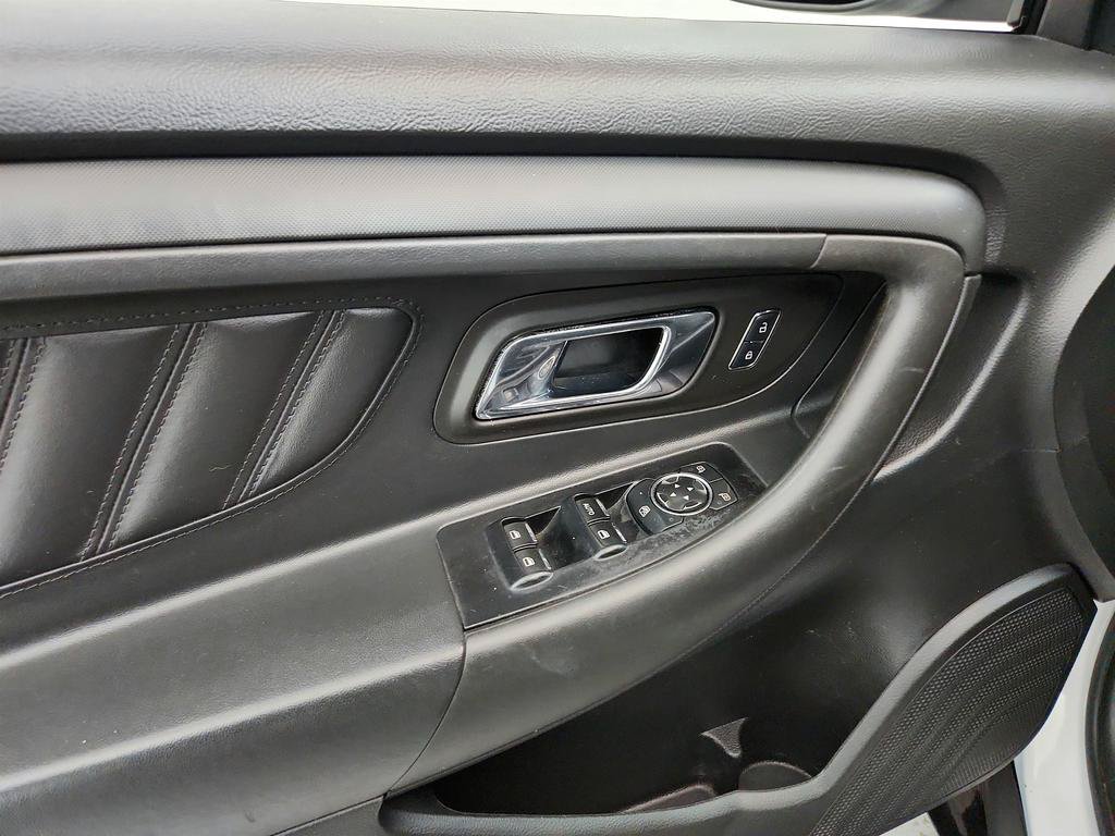 Used 2017 Ford Taurus Police Interceptor AWD image 19