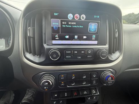 Used 2015 Chevrolet Colorado Z71 w/ Trail Boss Edition image 23