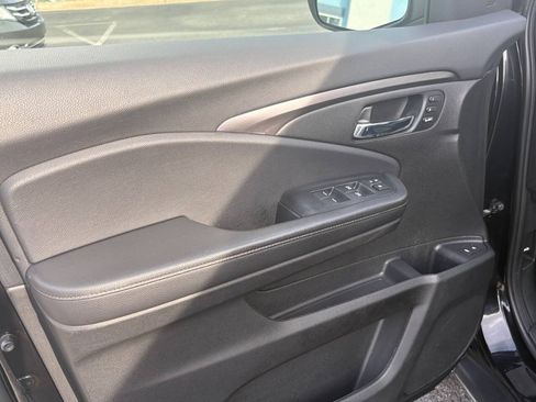 Used 2022 Honda Pilot Special Edition image 10