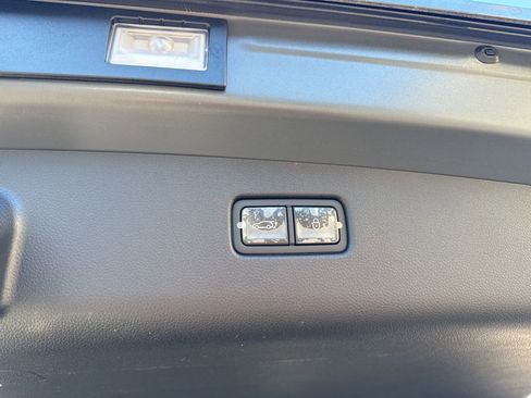 Used 2025 Genesis GV70 2.5T Select w/ Select Package image 16