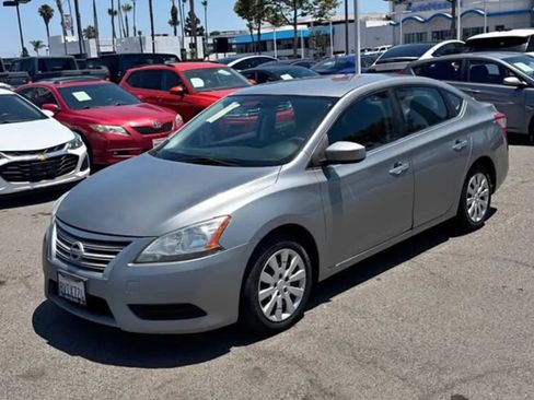 Used 2013 Nissan Sentra S FWD image 2