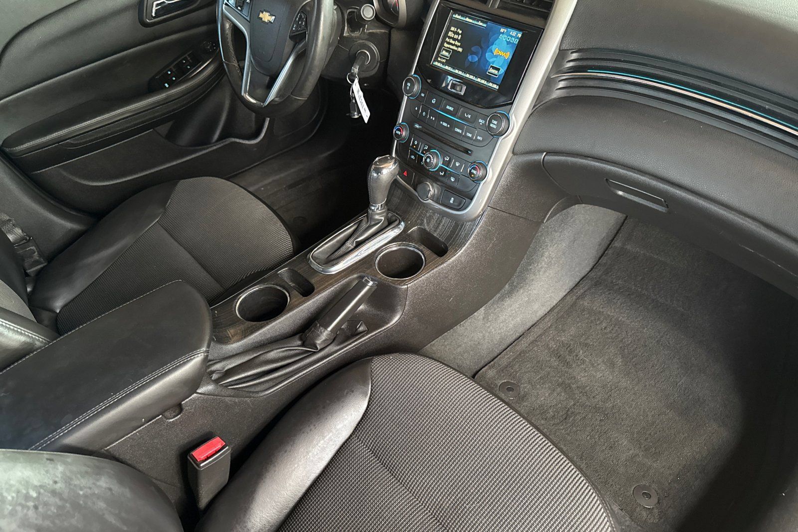Used 2014 Chevrolet Malibu LT FWD image 15
