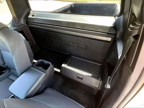 Used 2024 Toyota Tacoma SR image 18