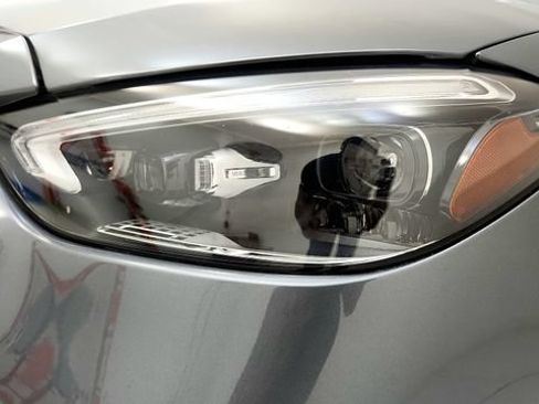 Used 2024 Mercedes-Benz C 300 Sedan image 24
