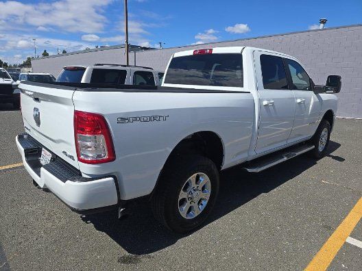 Used 2024 RAM 2500 Big Horn w/ Sport Appearance Package AWD/4WD image 4