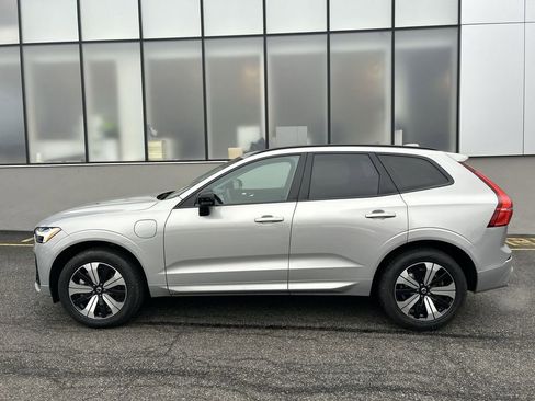 Used 2025 Volvo XC60 T8 Core w/ Protection Package Premier image 5