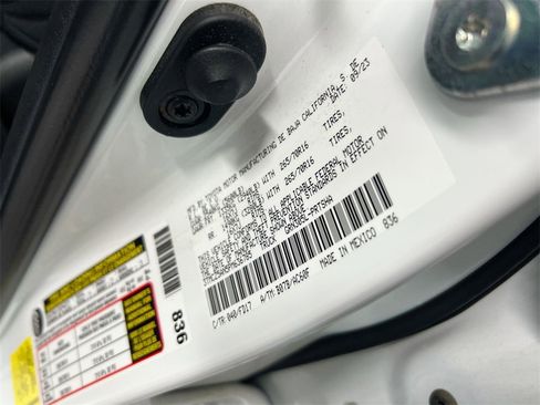 Used 2023 Toyota Tacoma TRD Off-Road w/ Technology Package image 27