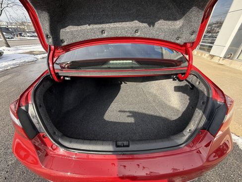 Used 2017 Honda Accord Sport image 33