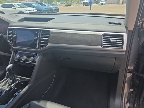 Used 2023 Volkswagen Atlas SE AWD/4WD image 20