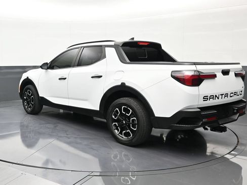 Used 2022 Hyundai Santa Cruz SEL w/ Activity Package AWD/4WD image 3