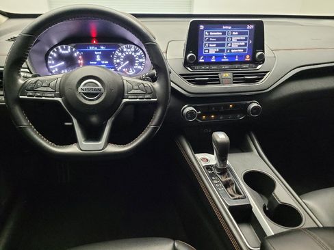 Used 2022 Nissan Altima 2.5 SR FWD image 22