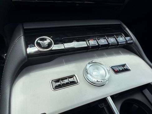 New 2027 Lincoln Navigator L Reserve w/ Jet Appearance Package RWD image 32