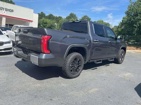 Used 2026 Toyota Tundra Limited AWD/4WD image 26