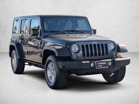 Used 2018 Jeep Wrangler Unlimited Sport S image 3