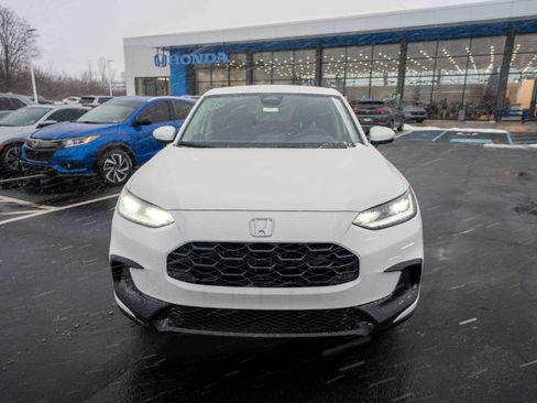 New 2026 Honda HR-V LX image 2