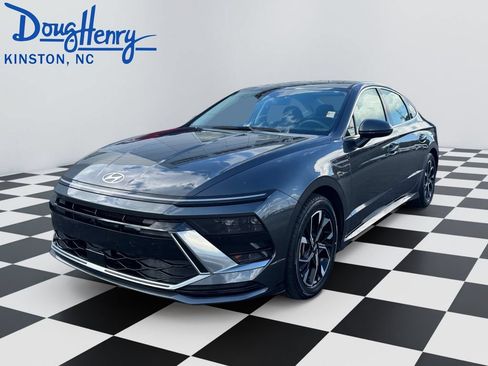 Used 2024 Hyundai Sonata SEL FWD image 1